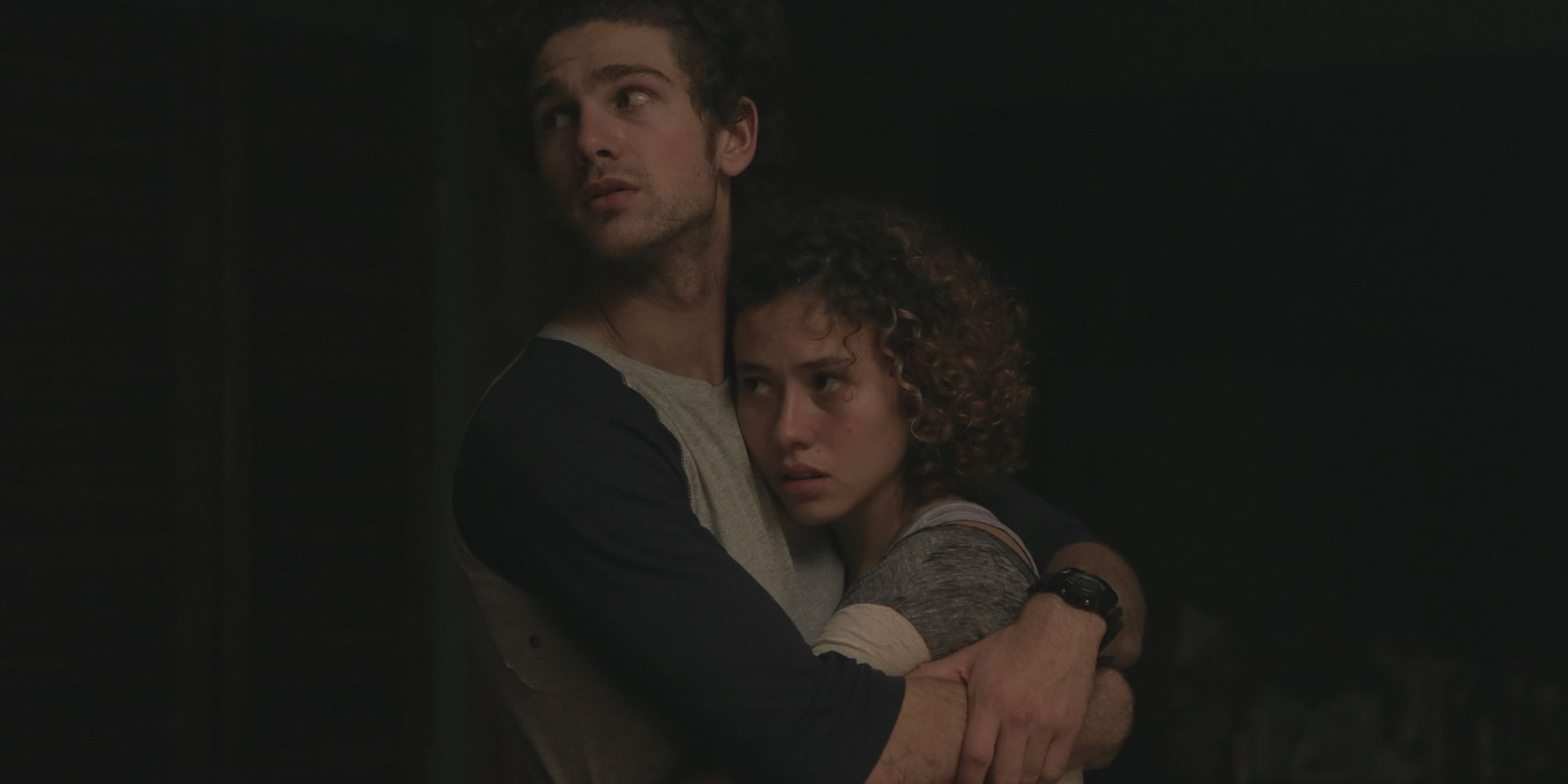 La bête de la forêt — Frissons TV 09:40