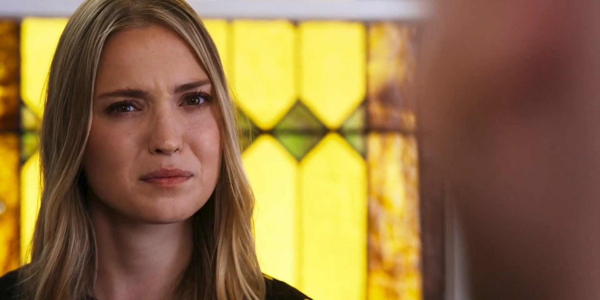 Vous pouvez assassiner la mariée — MAX 20:00