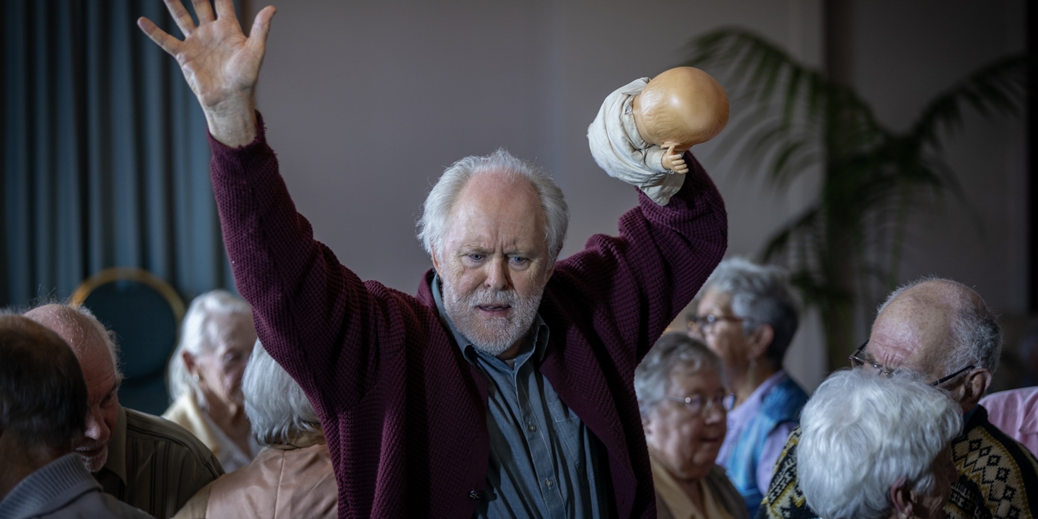 The Rule of Jenny Pen — Super Ecran 3 00:40