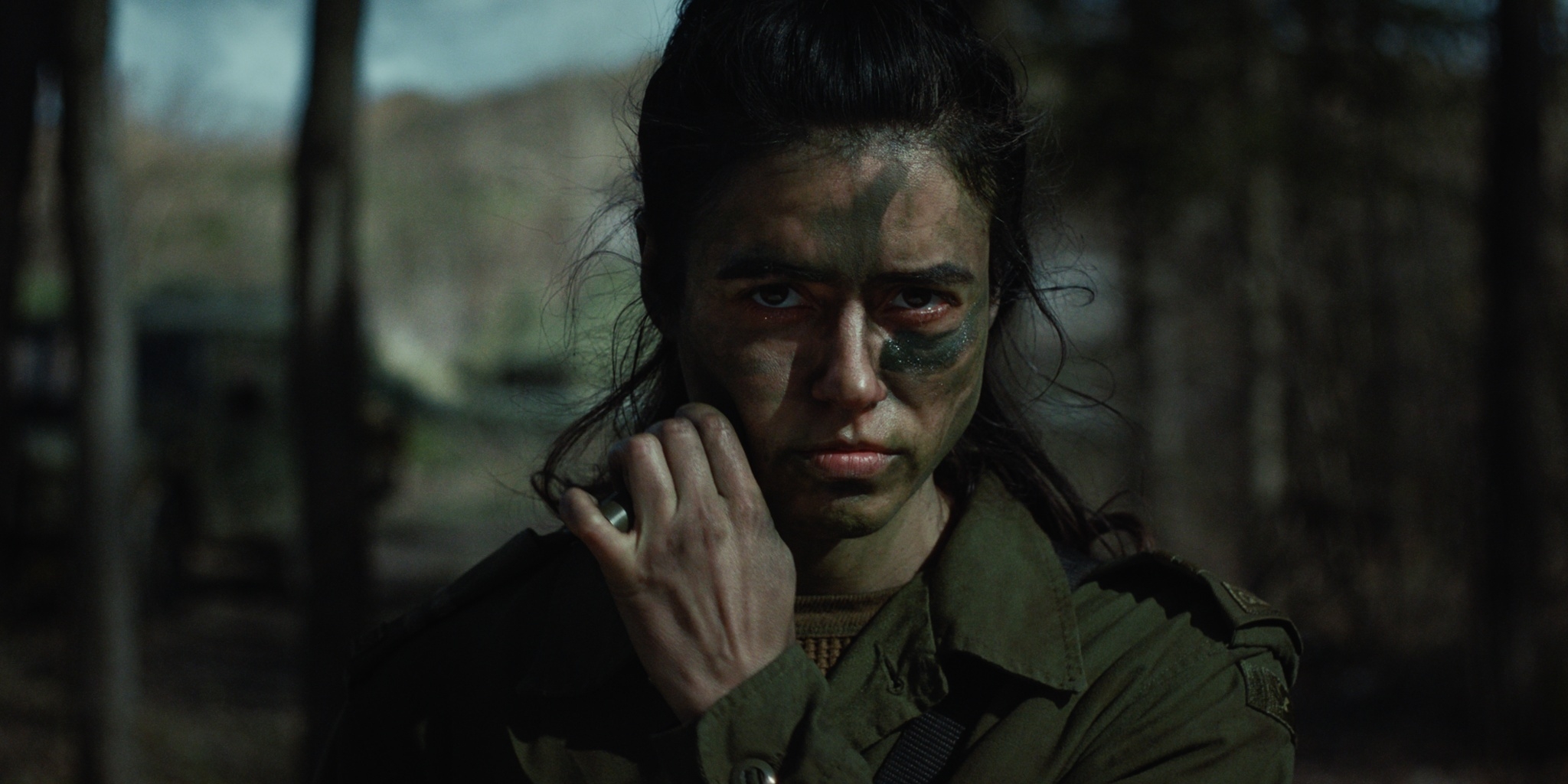 Seule au front — Super Ecran 1 06:55