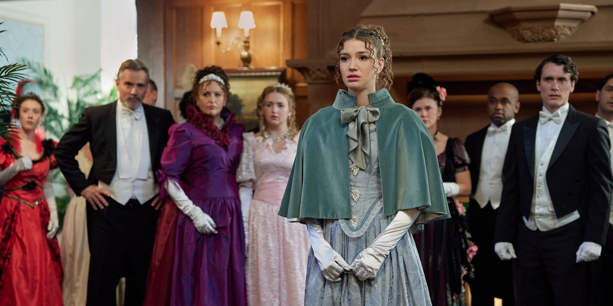 Gilded Newport Mysteries: Murder at the Breakers